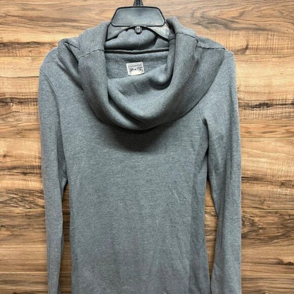 Converse small turtleneck top - Picture 1 of 3